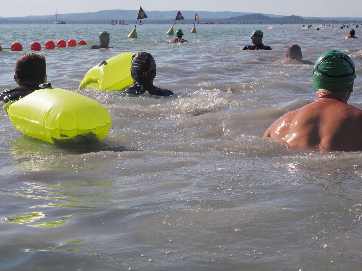 Második alkalommal kellett elhalasztani a népszerű Balaton-átúszást, amelyet a múlt heti tervek szerint július 25-én bonyolítottak volna le.