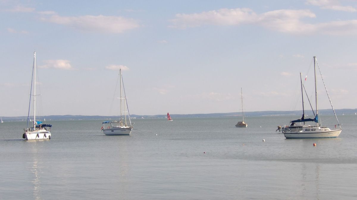 Hőség jöhet kedden a Balatonnál, 32 fokig emelkedhet a hőmérséklet
