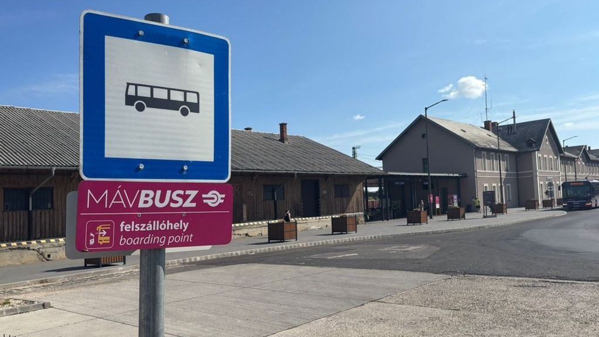 Fontos változás a Győr–Veszprém vasútvonalon: pótlóbusz és késések nehezítik a közlekedést