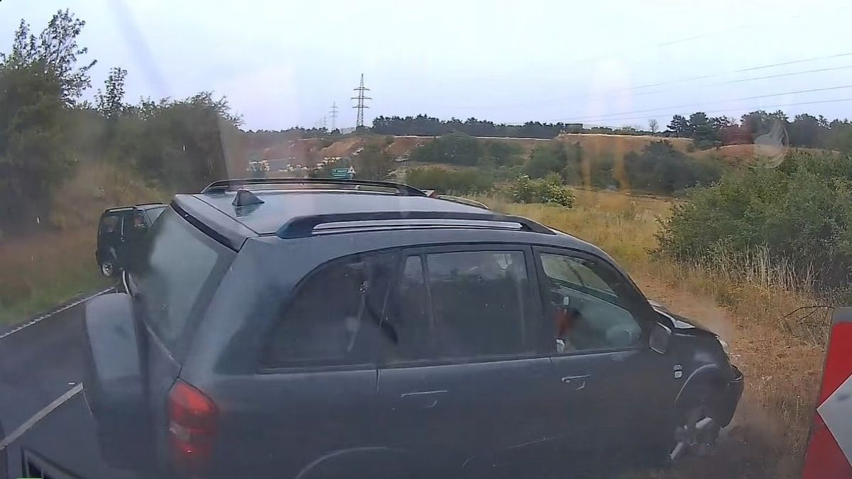 Négyes karambol a 77-es főúton – jelentős torlódásra kell számítani (videóval)
