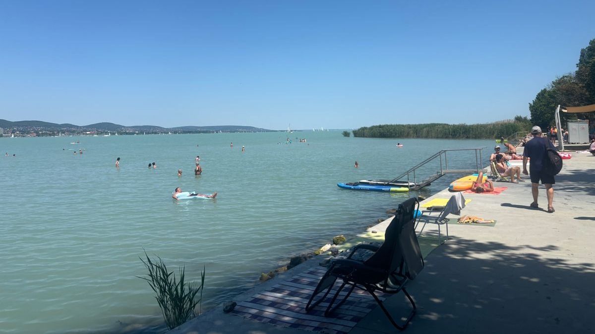 Taroltak a Veszprém vármegyei strandok – Balatonfüredé lett a Balaton legjobb strandja