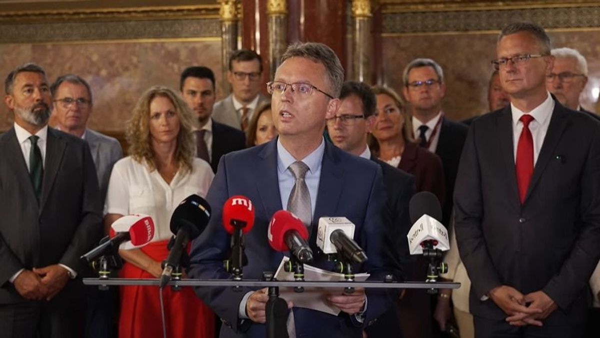 "Engem senki ne fenyegessen börtönnel" - megvonták a szót Hankó Balázstól