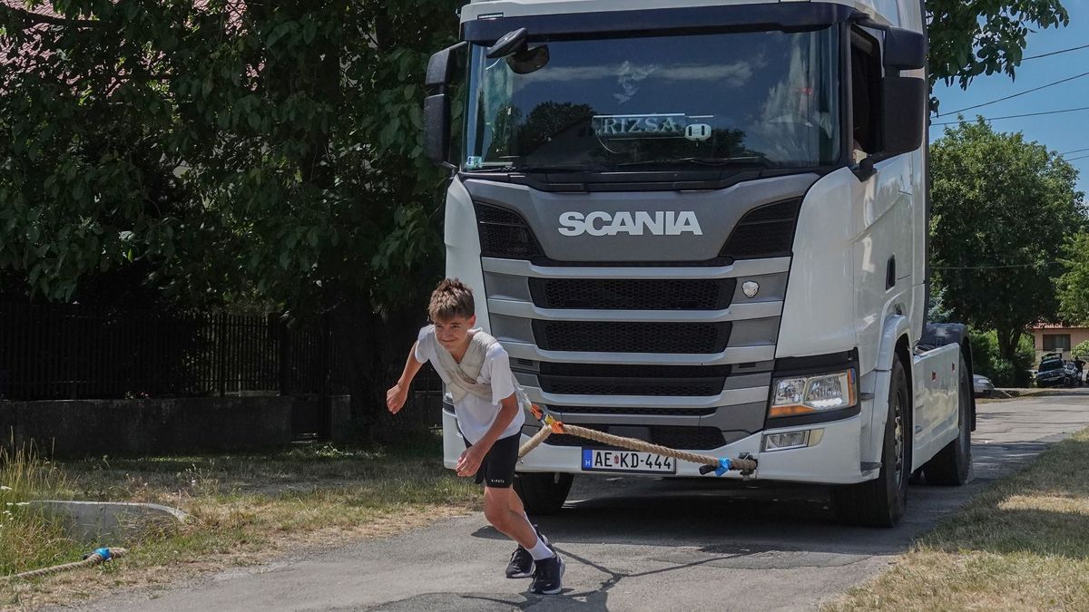 Erőpróbák, sport és közösségi élmények várták az "aktív generációkat" Gyulafirátóton +fotók, videó