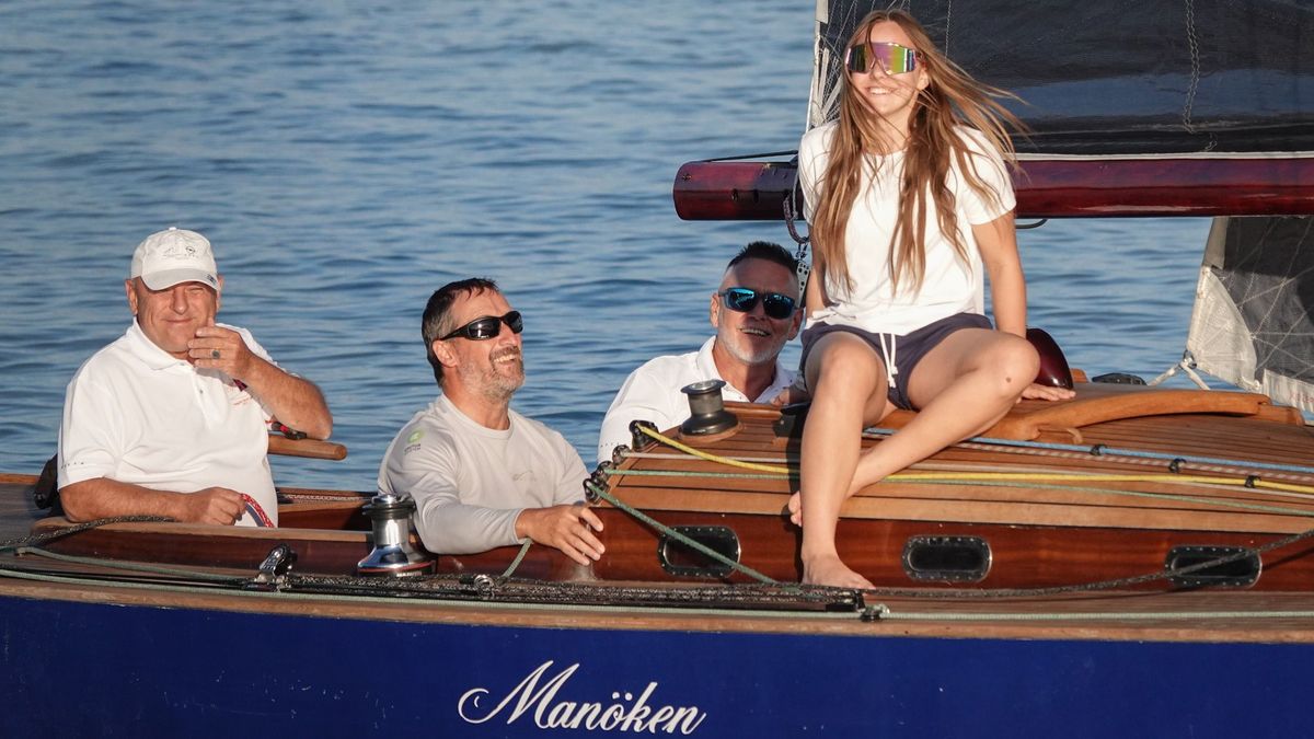 Kilenc évtizedet ünnepeltek a Balaton királynői, a 30-as cirkáló osztály (galéria + videó)