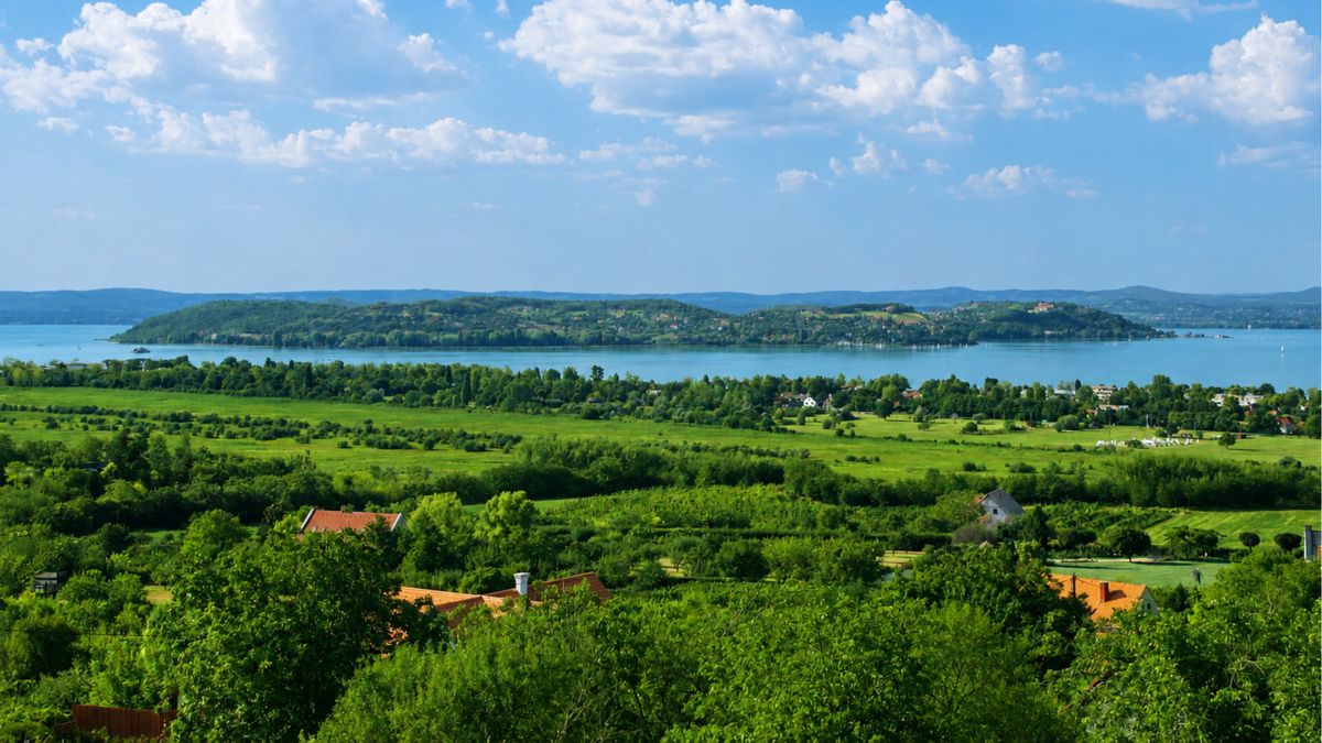 Számos ingyenes kulturális program várja a látogatókat a Balatonnál
