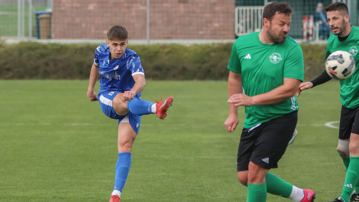Futball és tanulás egyszerre? – nem jelentett problémát az almádi gólkirálynak