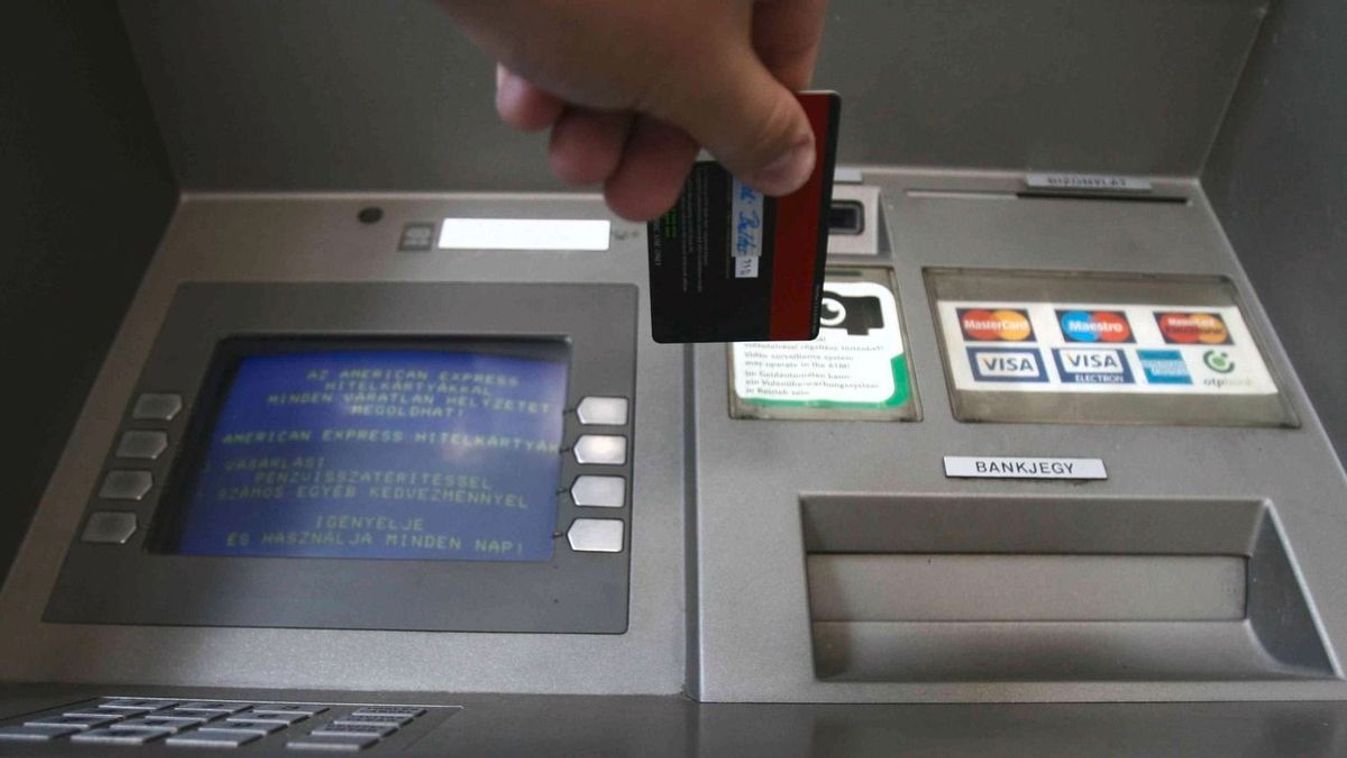 315 ezres átverés után pénzmosás miatt emeltek vádat