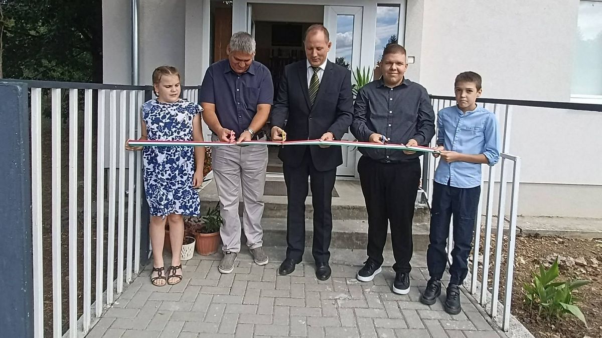 Új fejezet kezdődött a Lovászpatonai Könyvtár életében