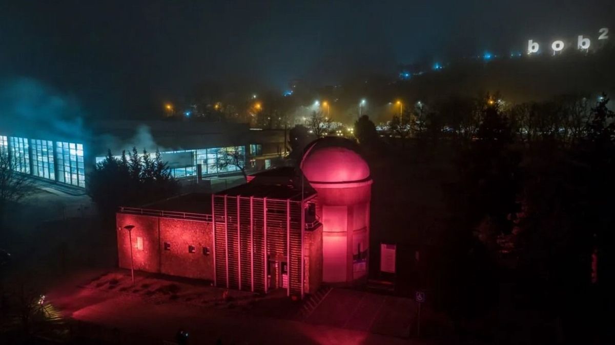 Holdjáró és VR-mozi jön Balatonfűzfőre, 216 millióból újul meg a csillagvizsgáló