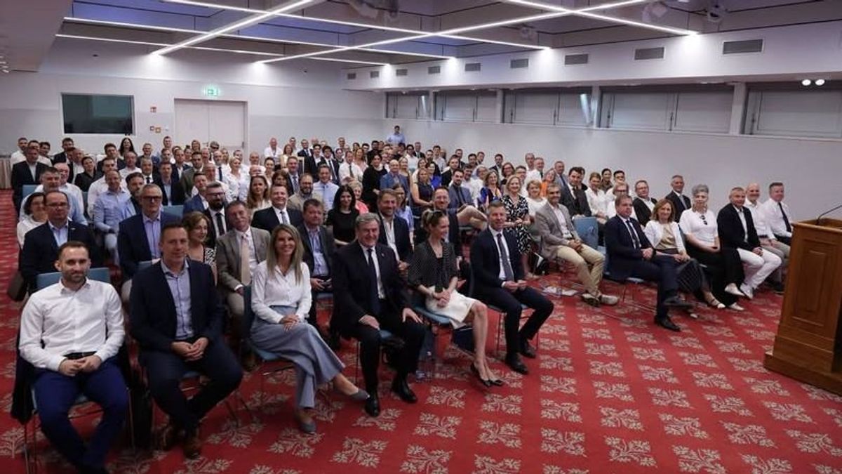 Megnevezte köztársasági elnök-jelöltjét a TISZA: fontos döntést hozott a frakció