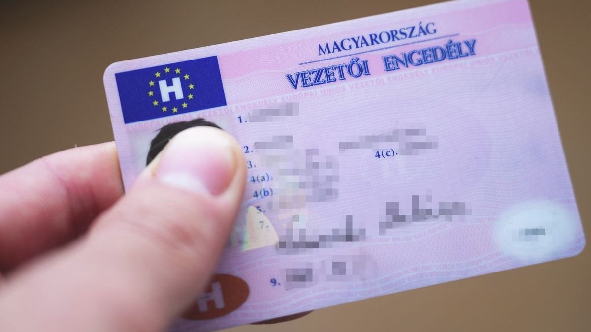 Új jogosítványt igényelt Tapolcán, miután a görög rendőrök elvették a régit