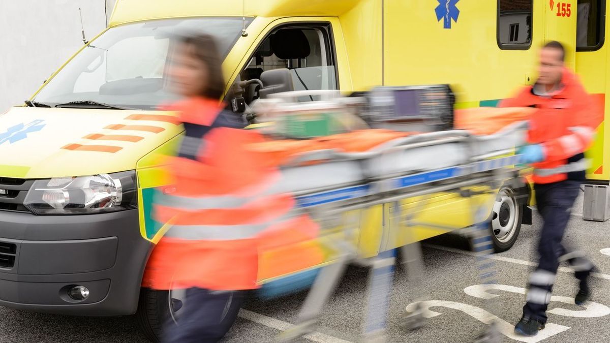 A busz előtt esett el egy idős férfi Veszprémben