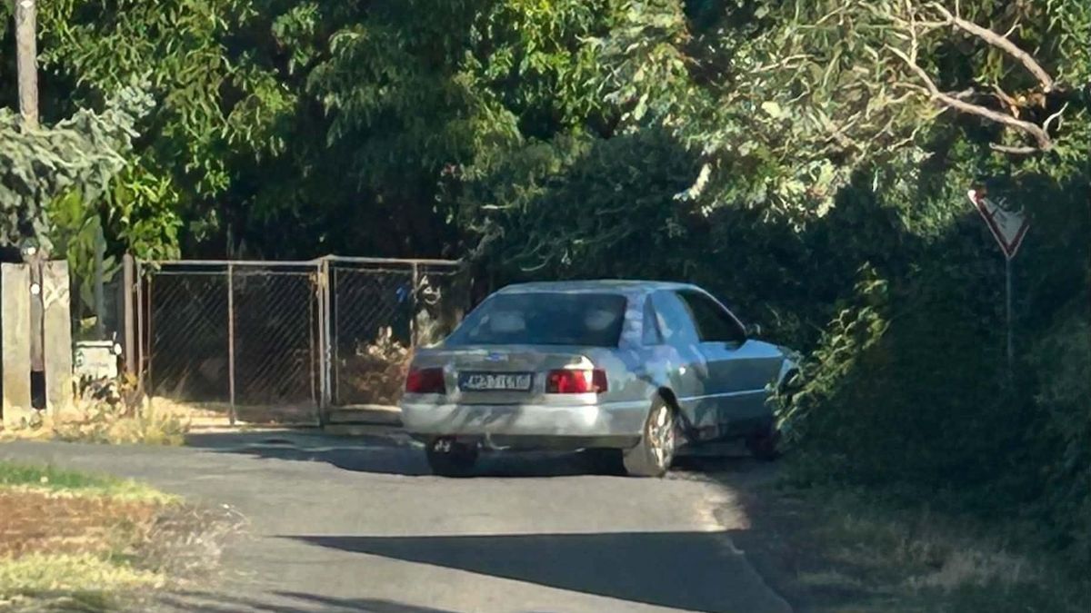 Gyanús Audi járja a balatoni város utcáit, több ingatlant is lefotóztak