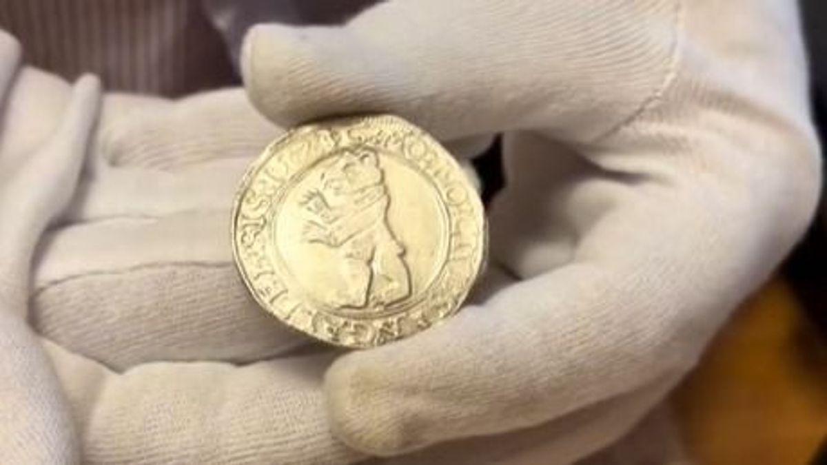 27 ezüsttallér került elő a Somló hegy lábánál (videó)