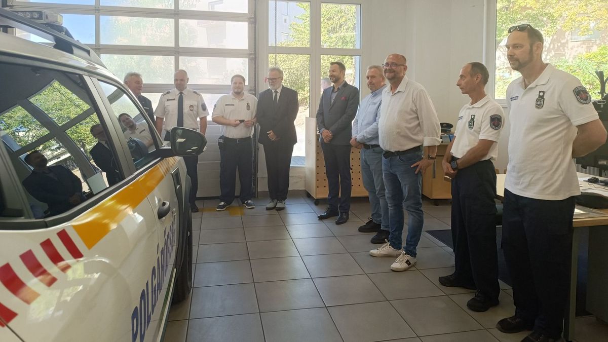 Új szolgálati autót kapott a Veszprémi Polgárőr Egyesület (galéria + videó)