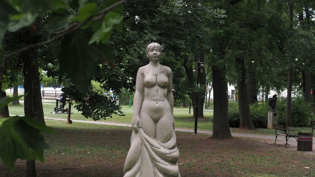 A parttól pár lépés, a tömegtől messze: ez a top 3 balatoni közpark a hosszú hétvégére