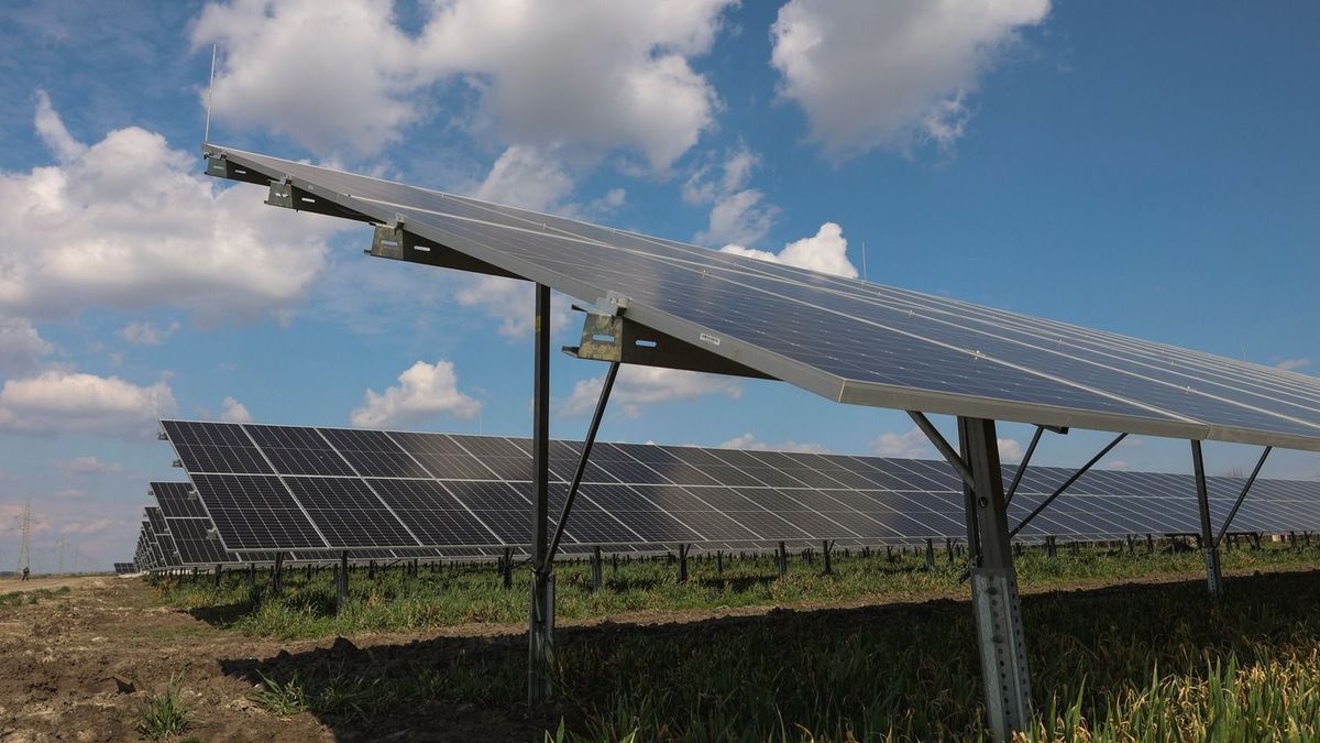 A nyári napsütés most aranyat ér: rekordmennyiségű energiát termelnek a Máltaiak naperőművei