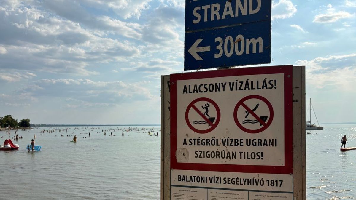 Több ezer éves aszályok nyomait őrzi a tómeder, ami az alacsony vízszintnél feltárul (galéria)