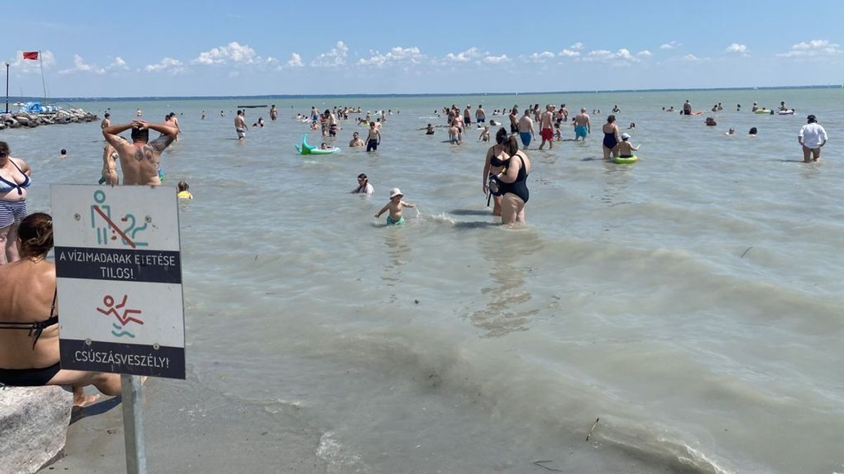 Sokan nem tudnak róla, pedig naponta kétszer is ingyen lehet strandolni a Balatonnál