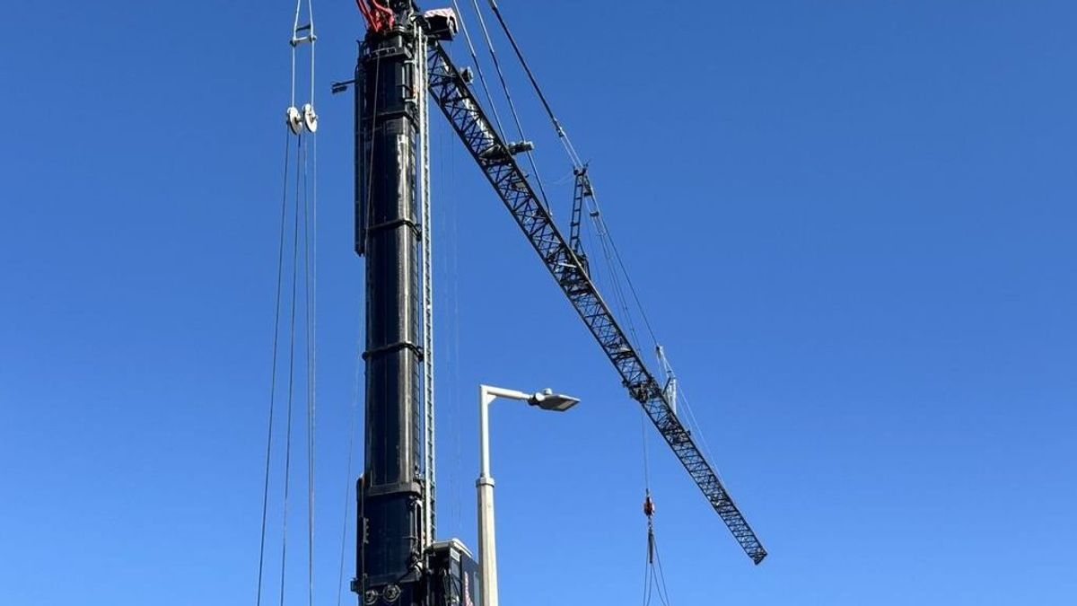 Korszerűsítik a Balaton Plaza klímaberendezéseit – ezért volt szükség a darura