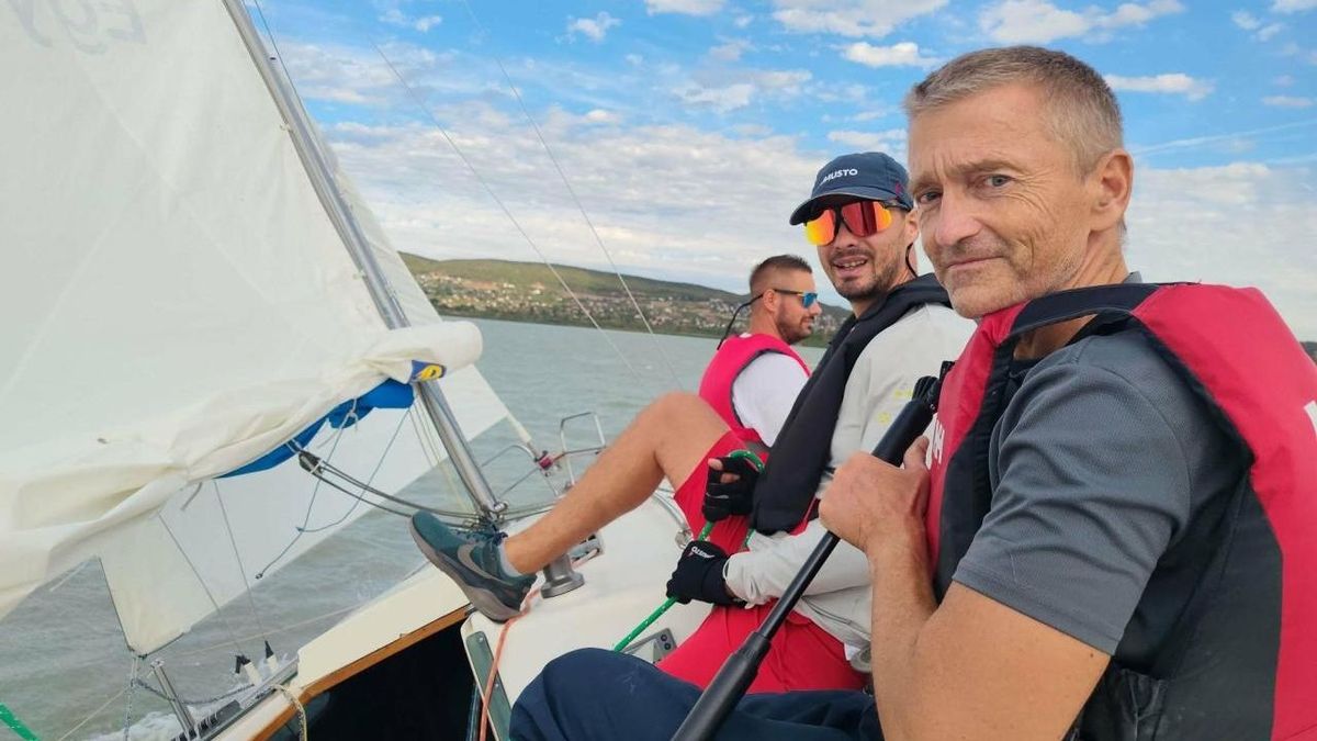 Ezüstéremmel tértek haza a VESC vitorlázói az országos bajnokságról