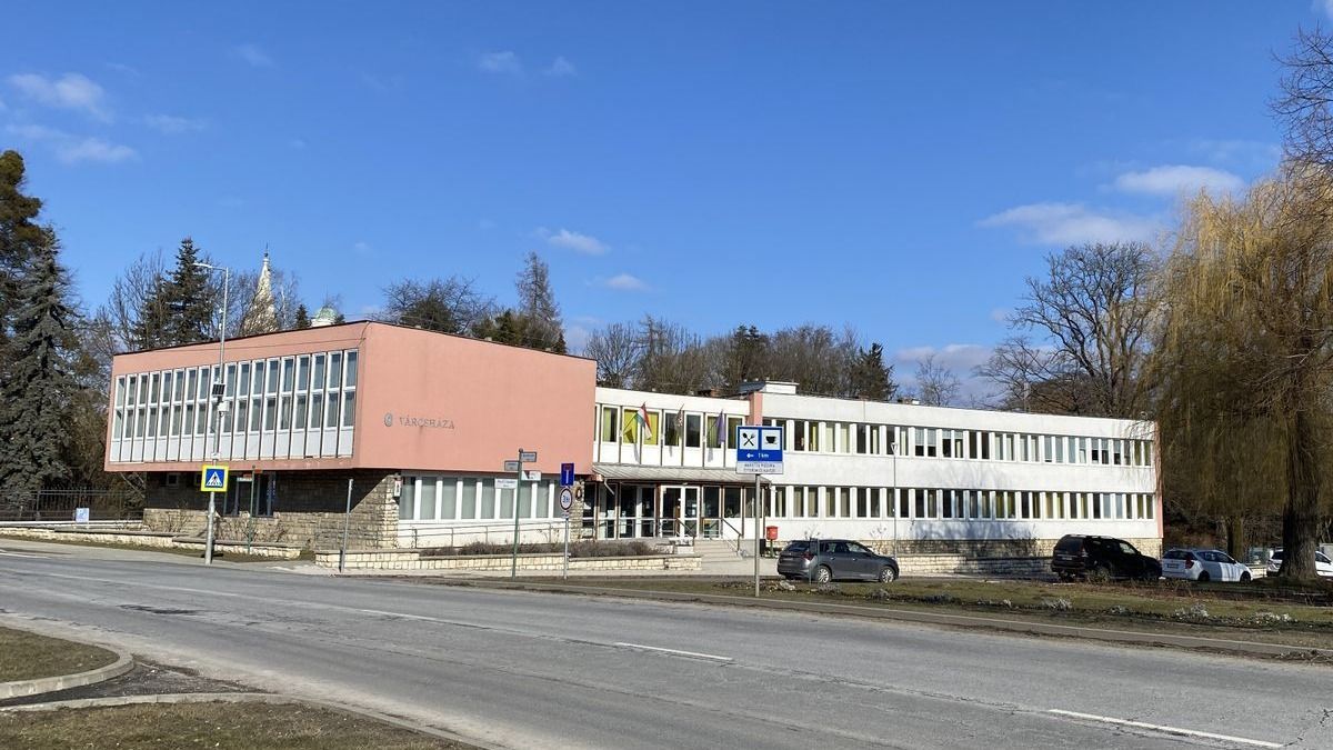 Kiderült, miért oszlatta fel magát a Veszprém megyei város képviselő-testülete