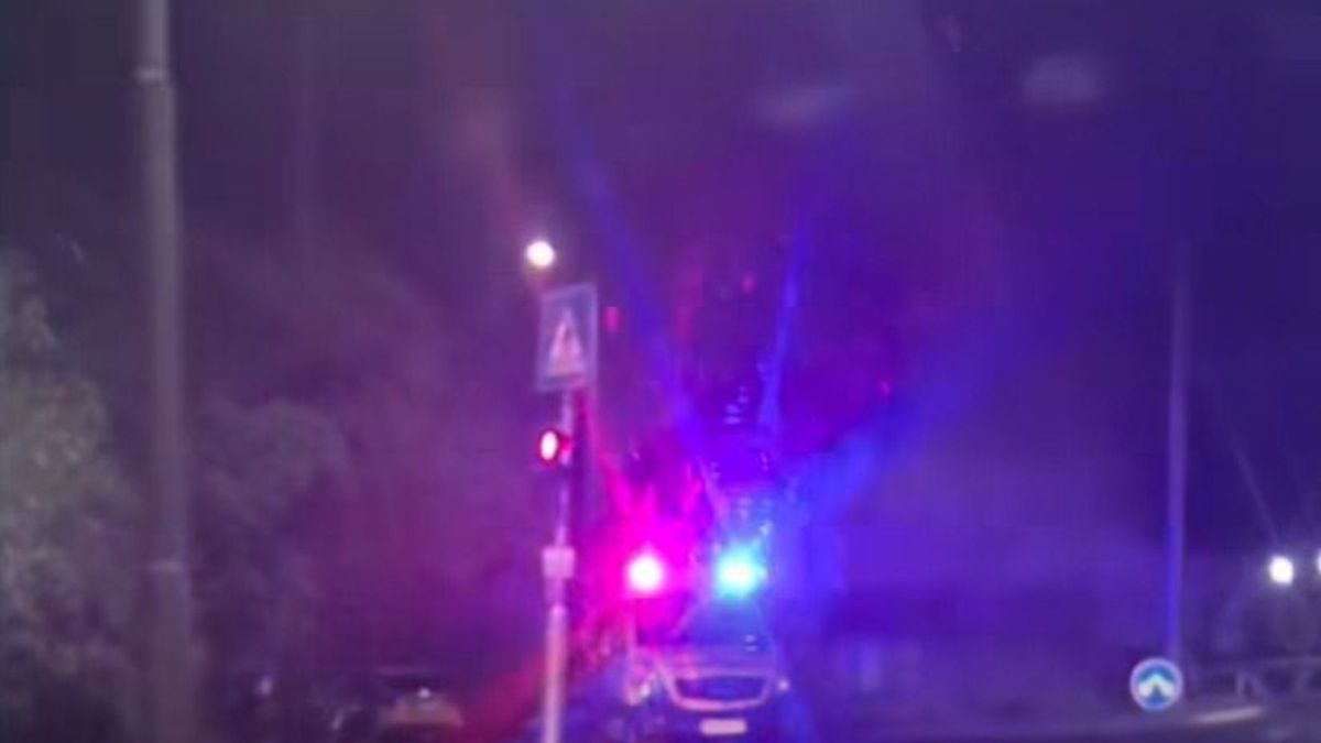 Mentő és rendőr is jött a hajléktalanszállóhoz, két embert kórházba szállítottak (+ videó)