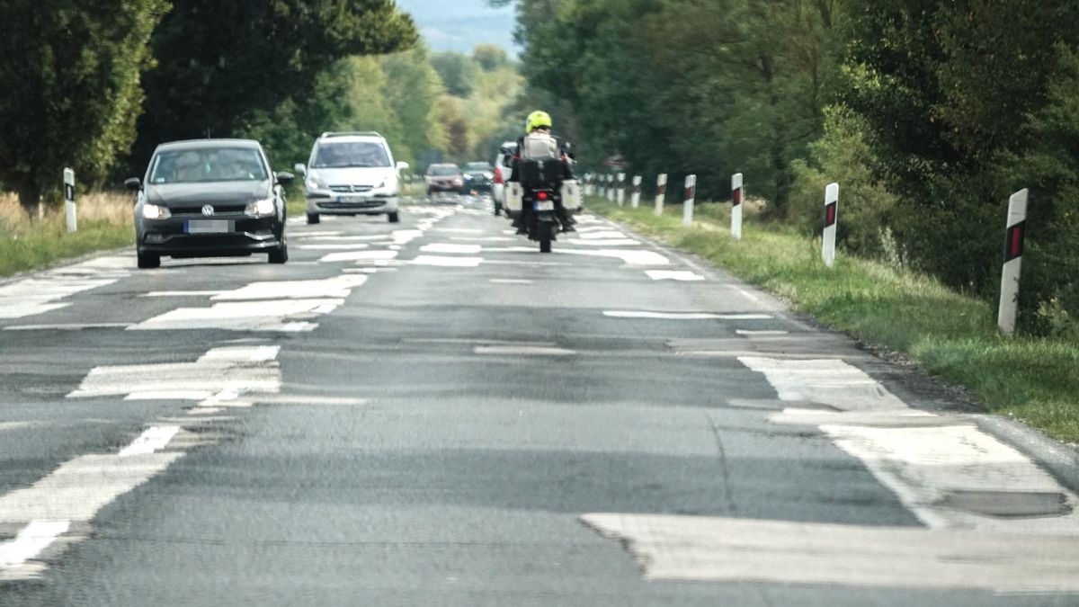 Toldozgatják, foltozgatják: mikor lehet valami a 8-as főút régóta várt fejlesztéséből? (videó)