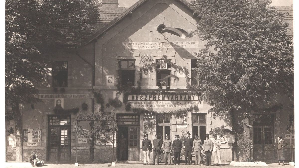Merre zakatol tovább a kis bakonyi piros? Komoly fejlesztéseket, retró fotókat is mutatunk (galéria)
