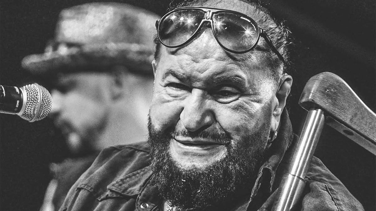 Meghalt Deák Bill Gyula, elnémult a magyar blues legendás hangja