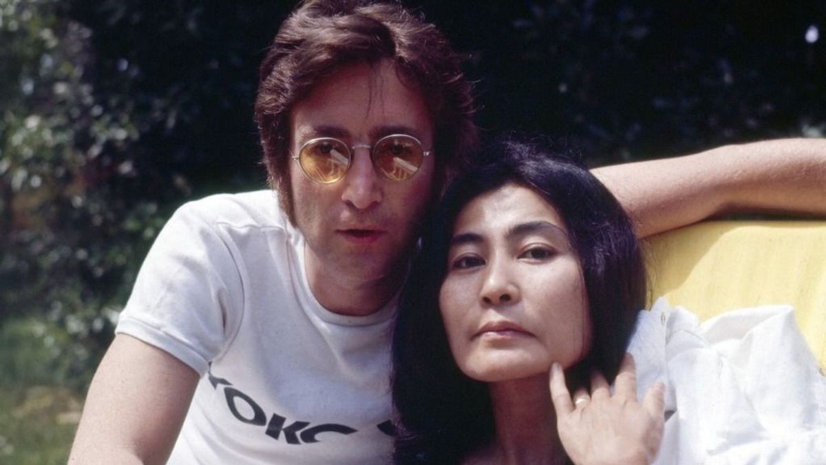 Új fejezet a Beatles-legendák családjában: megszületett John Lennon unokája
