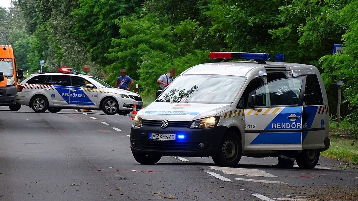 Teljes útzár a 83-ason! – Súlyos baleset történt Farkasgyepűnél, visszafordítják az autókat