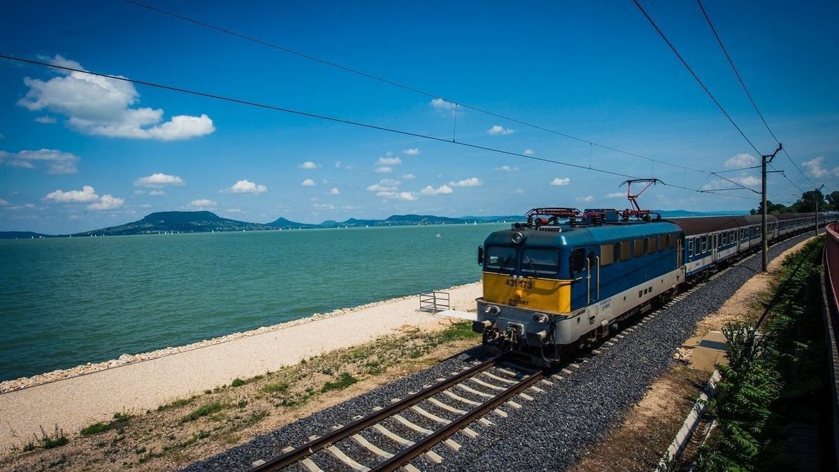 Hétfőtől napokra leáll a vonatközlekedés a Balaton északi partján, újabb vágányzár is jön