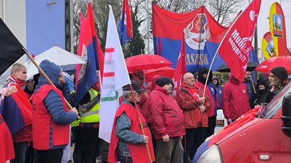 Tüntetést szerveznek az autóipari munkahelyek védelméért