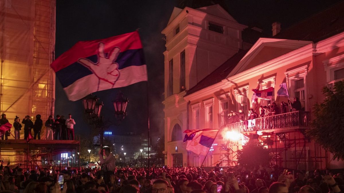 Szerbia: egész éjszaka az egyetemisták győzelmét ünnepelte az ország + videó