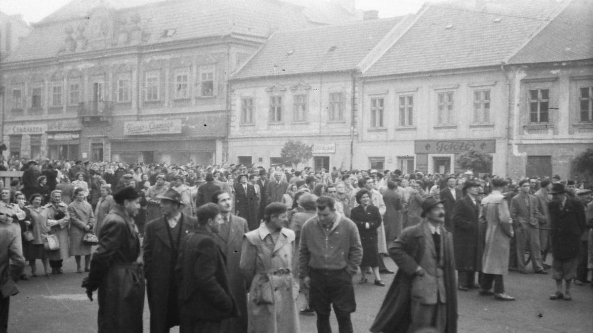Amikor Veszprém versben válaszolt a forradalmi Budapestnek