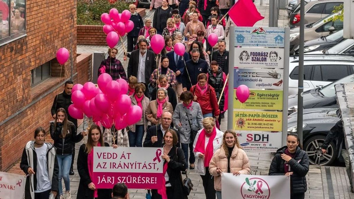 Rózsaszínbe borul Veszprém – ismét a nők egészségéért sétálnak